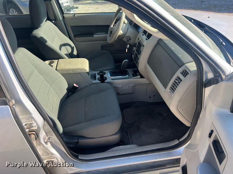 image for item LI9667 2009 Ford Escape Hybrid  SUV