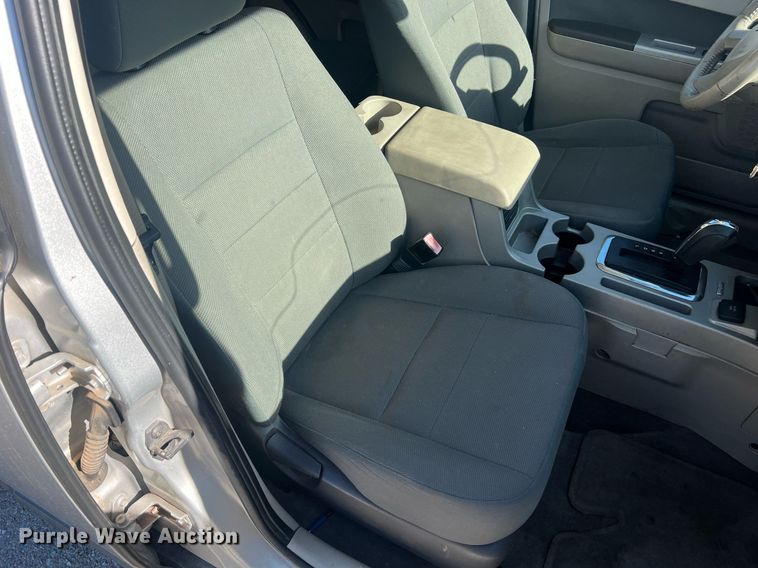 image for item LI9667 2009 Ford Escape Hybrid  SUV