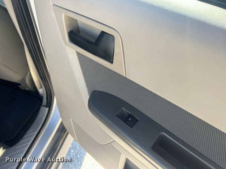 image for item LI9667 2009 Ford Escape Hybrid  SUV