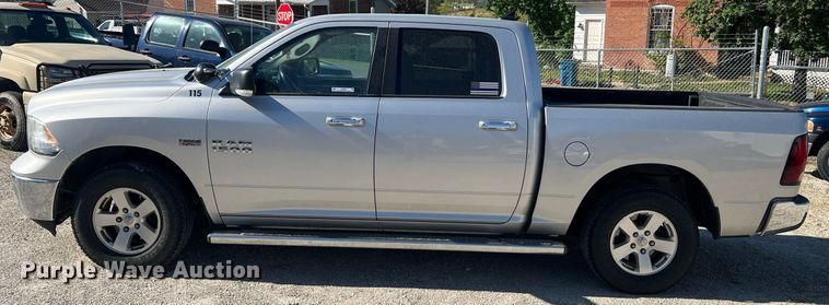 image for item LI9668 2014 Dodge Ram 1500  Crew Cab pickup truck