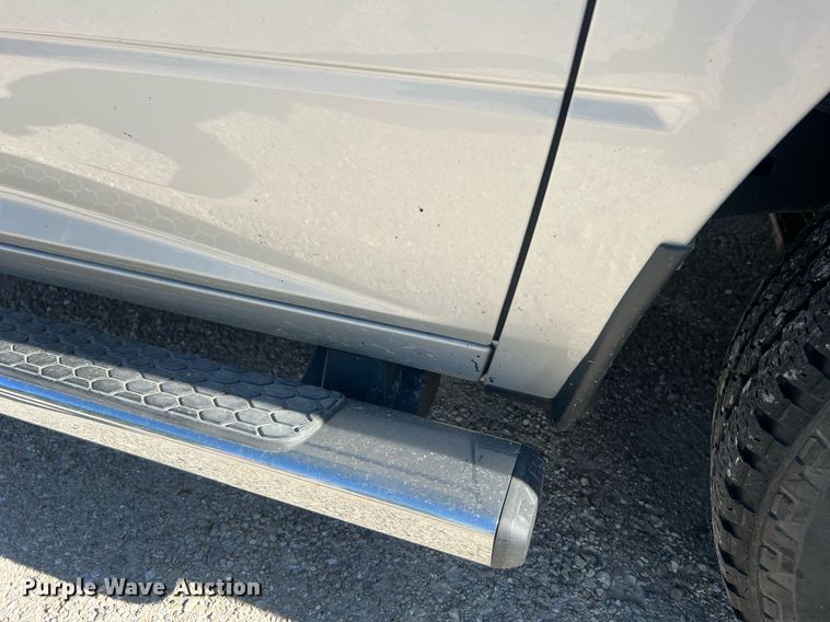 image for item LI9668 2014 Dodge Ram 1500  Crew Cab pickup truck