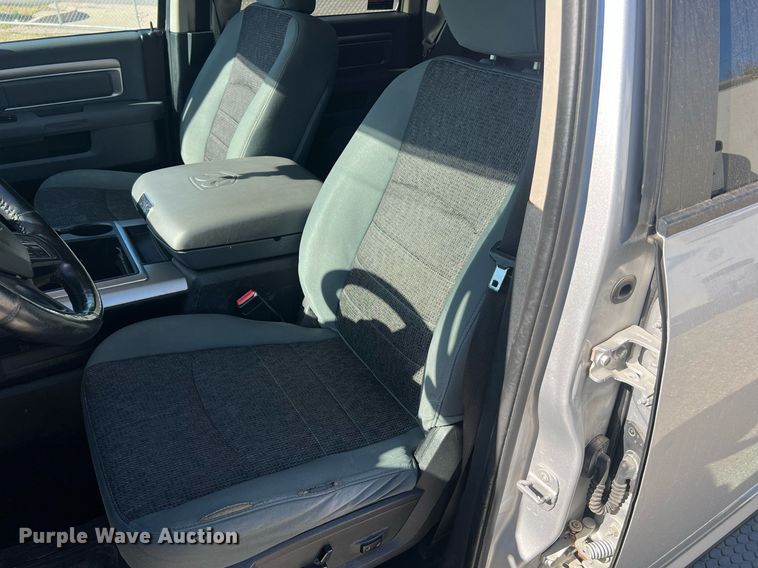 image for item LI9668 2014 Dodge Ram 1500  Crew Cab pickup truck