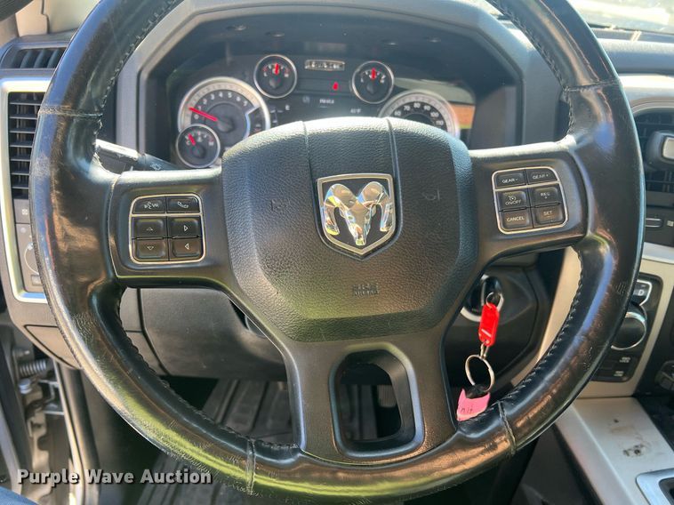 image for item LI9668 2014 Dodge Ram 1500  Crew Cab pickup truck