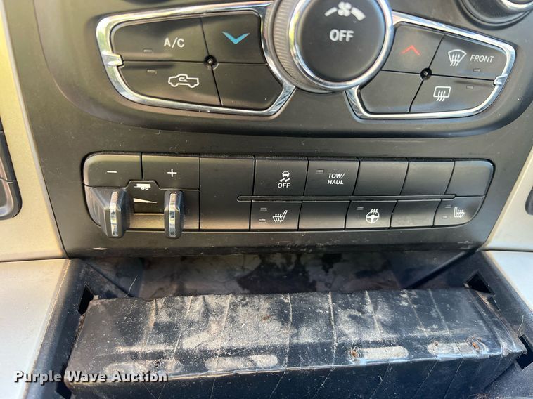 image for item LI9668 2014 Dodge Ram 1500  Crew Cab pickup truck