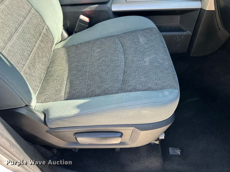 image for item LI9668 2014 Dodge Ram 1500  Crew Cab pickup truck