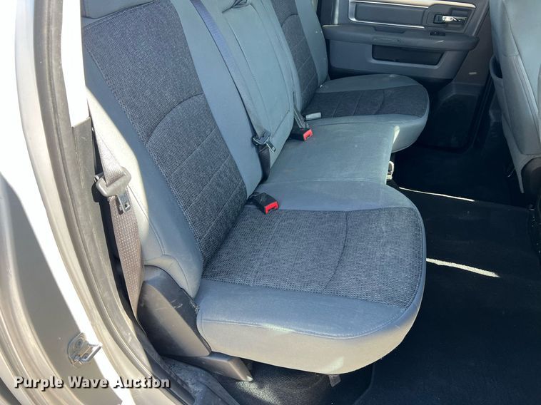 image for item LI9668 2014 Dodge Ram 1500  Crew Cab pickup truck