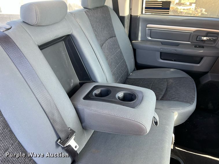 image for item LI9668 2014 Dodge Ram 1500  Crew Cab pickup truck