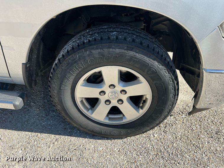 image for item LI9668 2014 Dodge Ram 1500  Crew Cab pickup truck