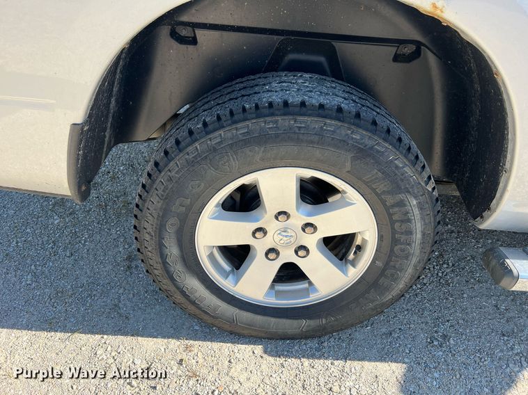 image for item LI9668 2014 Dodge Ram 1500  Crew Cab pickup truck