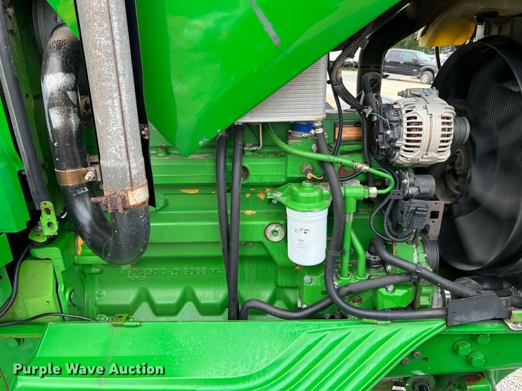 image for item LI9711 John Deere 6615  MFWD tractor