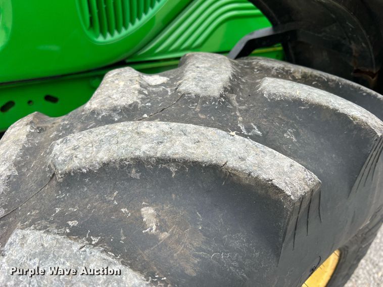 image for item LI9711 John Deere 6615  MFWD tractor