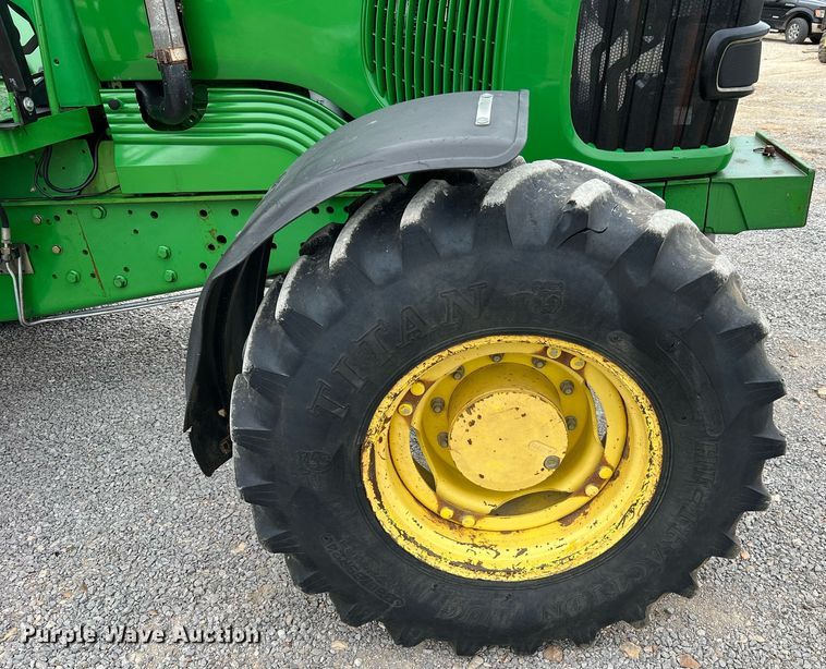 image for item LI9711 John Deere 6615  MFWD tractor