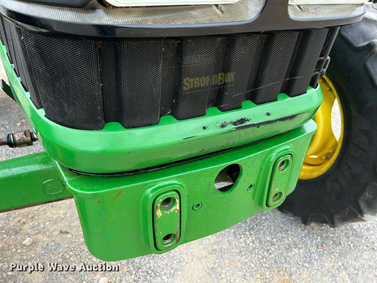 image for item LI9712 John Deere 7130  MFWD tractor