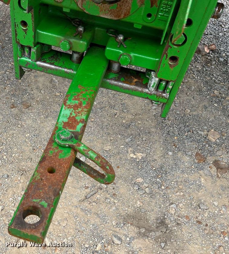 image for item LI9712 John Deere 7130  MFWD tractor