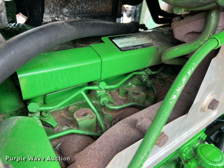 image for item LI9712 John Deere 7130  MFWD tractor