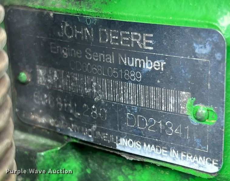 image for item LI9712 John Deere 7130  MFWD tractor