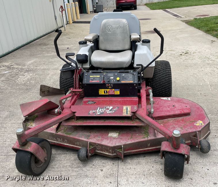 image for item LJ9047 Exmark LZ27LKA724  ZTR lawn mower