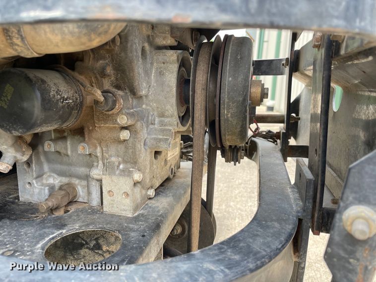 image for item LJ9047 Exmark LZ27LKA724  ZTR lawn mower