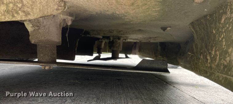 image for item LJ9047 Exmark LZ27LKA724  ZTR lawn mower