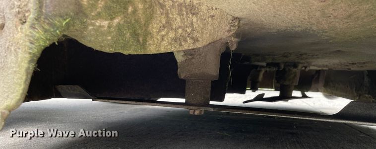 image for item LJ9047 Exmark LZ27LKA724  ZTR lawn mower