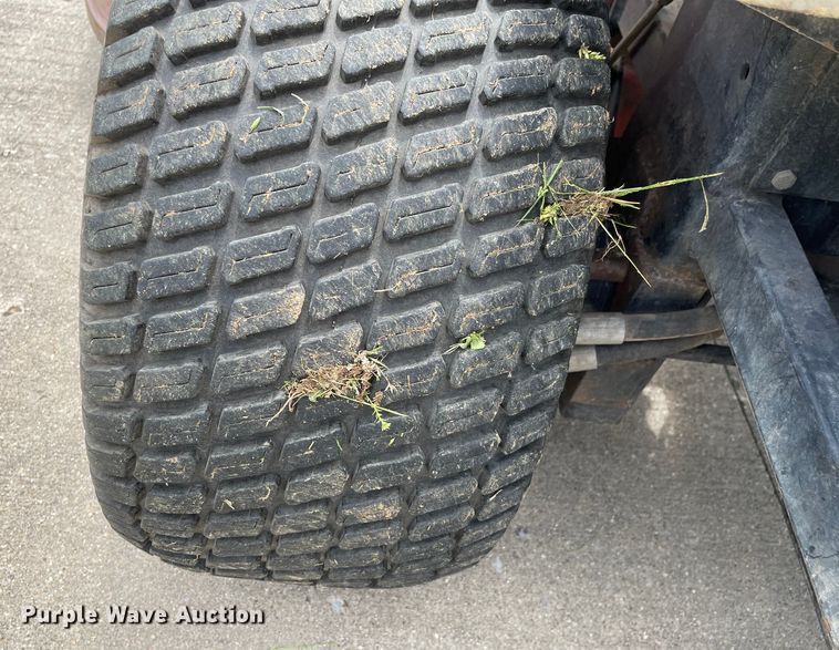 image for item LJ9047 Exmark LZ27LKA724  ZTR lawn mower