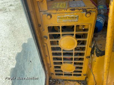 image for item LJ9639 1968 Caterpillar 12F  rigid frame motor grader