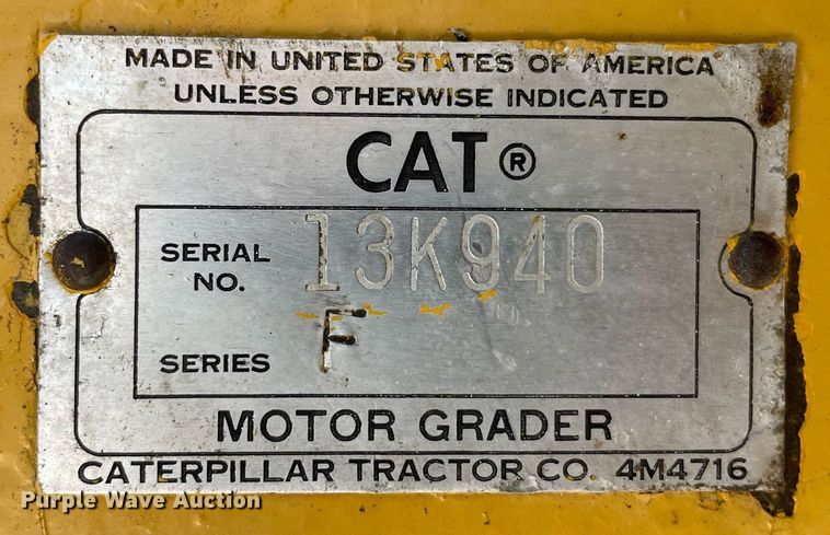 image for item LJ9639 1968 Caterpillar 12F  rigid frame motor grader