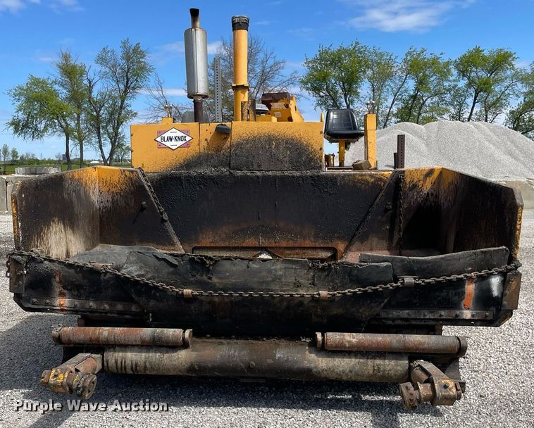 image for item LJ9640 2014 Blaw Knox PF-4410  paver