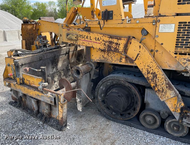 image for item LJ9640 2014 Blaw Knox PF-4410  paver