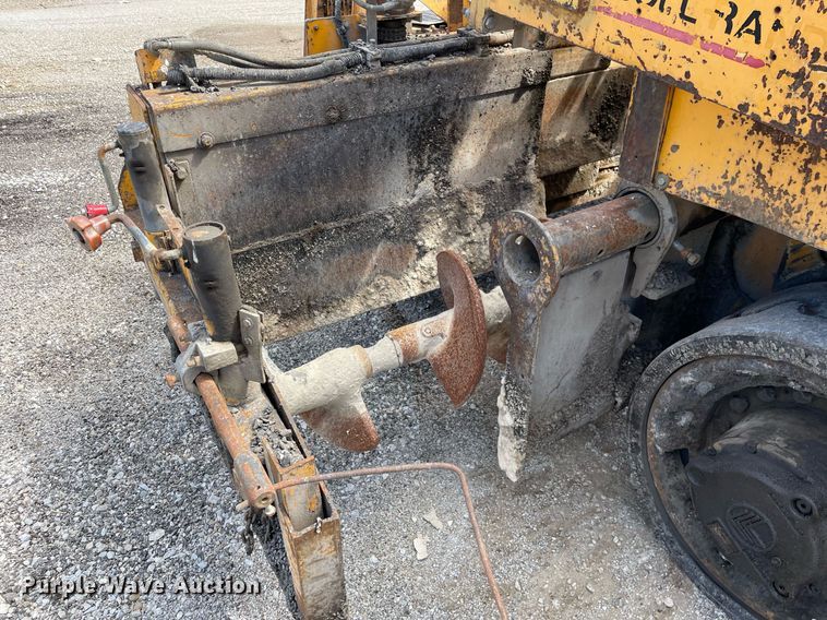 image for item LJ9640 2014 Blaw Knox PF-4410  paver