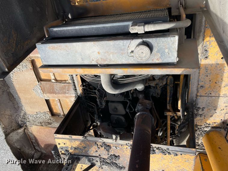 image for item LJ9640 2014 Blaw Knox PF-4410  paver