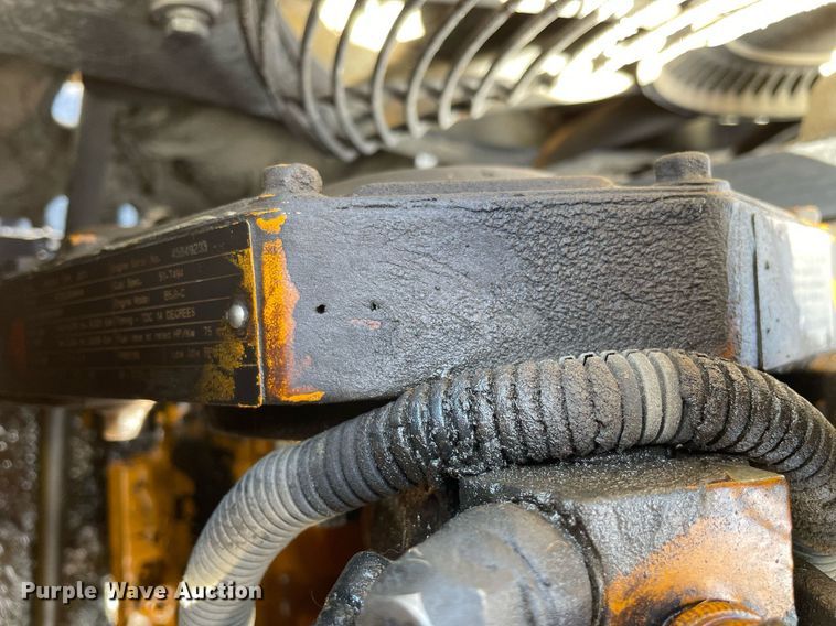 image for item LJ9640 2014 Blaw Knox PF-4410  paver