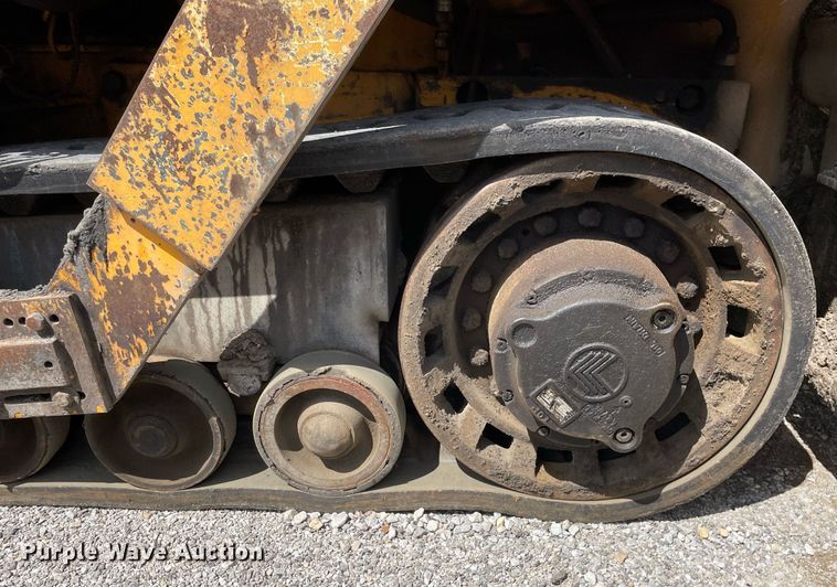 image for item LJ9640 2014 Blaw Knox PF-4410  paver