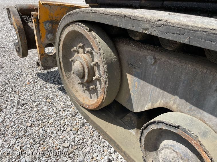 image for item LJ9640 2014 Blaw Knox PF-4410  paver