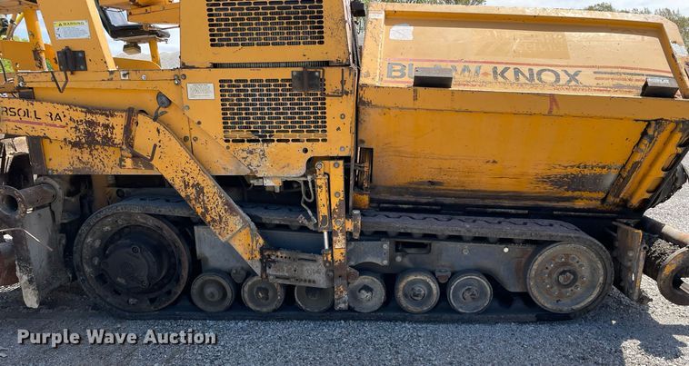 image for item LJ9640 2014 Blaw Knox PF-4410  paver