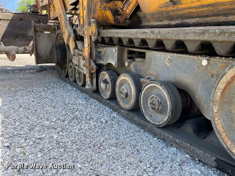 image for item LJ9640 2014 Blaw Knox PF-4410  paver