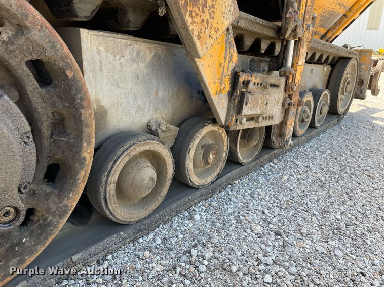 image for item LJ9640 2014 Blaw Knox PF-4410  paver