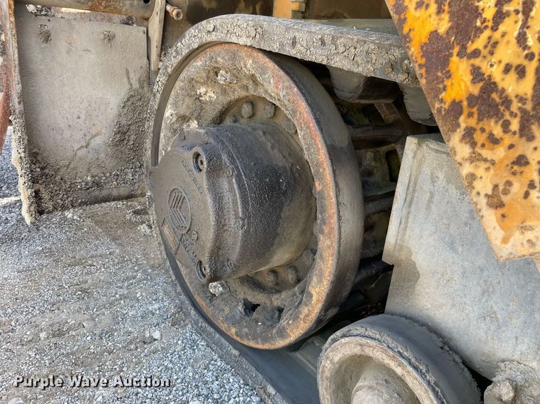 image for item LJ9640 2014 Blaw Knox PF-4410  paver