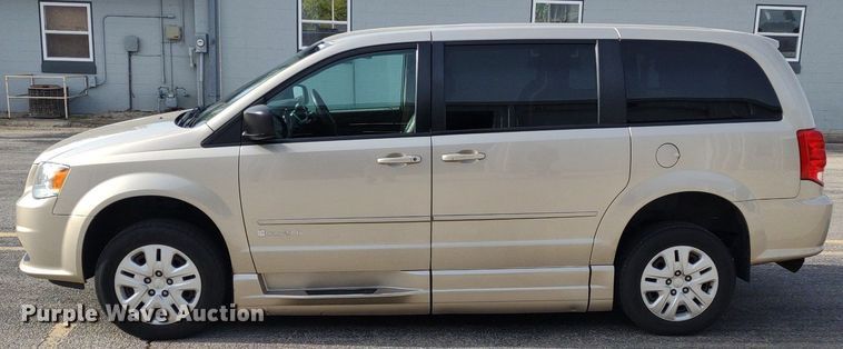 image for item LL9063 2015 Dodge Grand Caravan  handicap accessible van