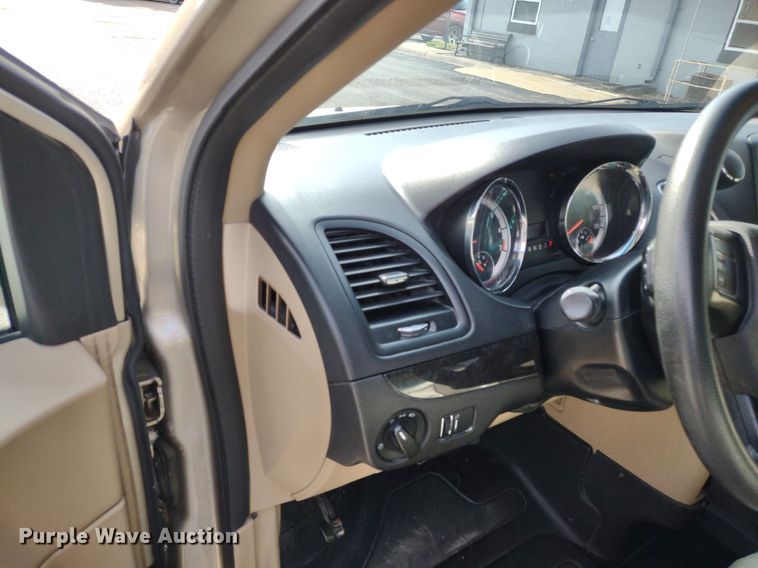 image for item LL9063 2015 Dodge Grand Caravan  handicap accessible van