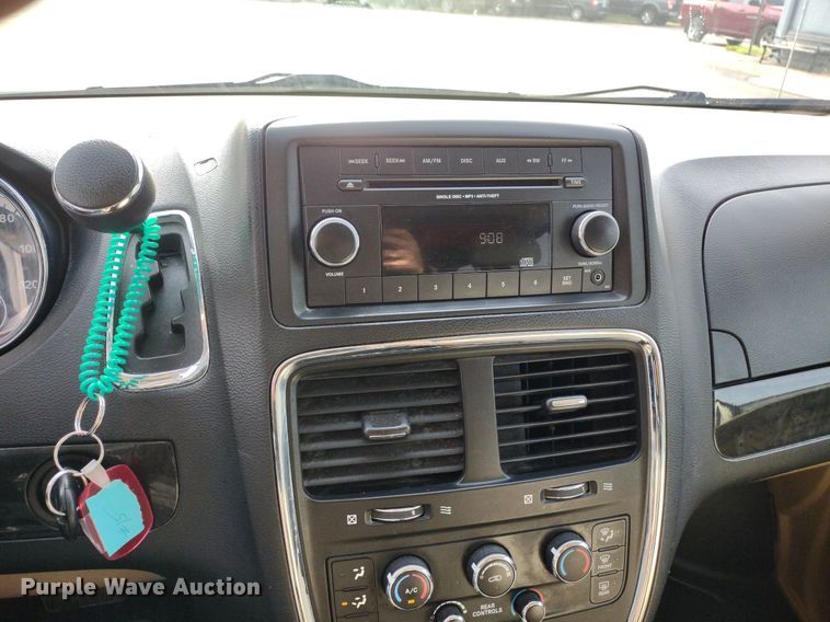 image for item LL9063 2015 Dodge Grand Caravan  handicap accessible van