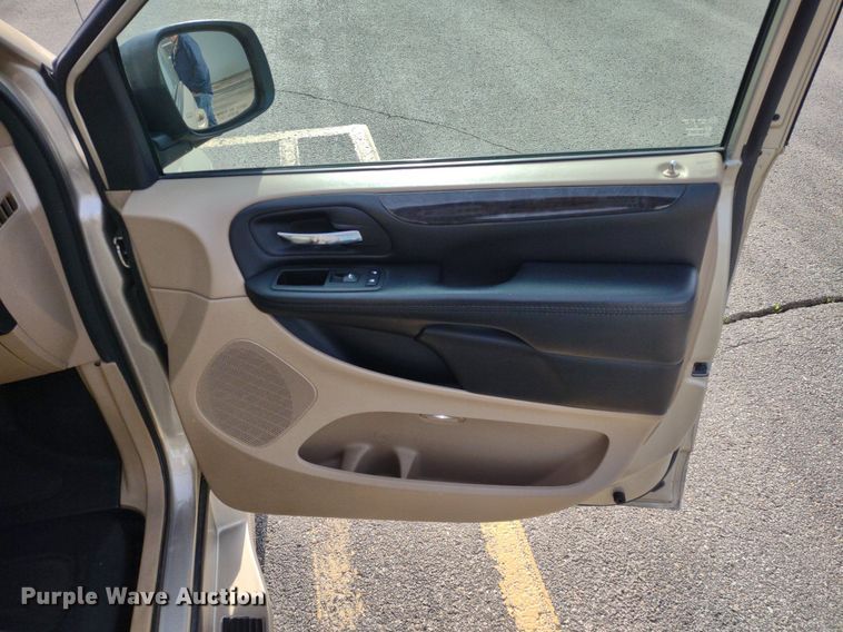 image for item LL9063 2015 Dodge Grand Caravan  handicap accessible van