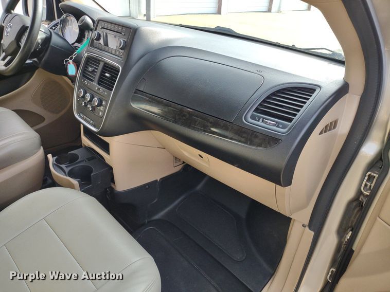 image for item LL9063 2015 Dodge Grand Caravan  handicap accessible van