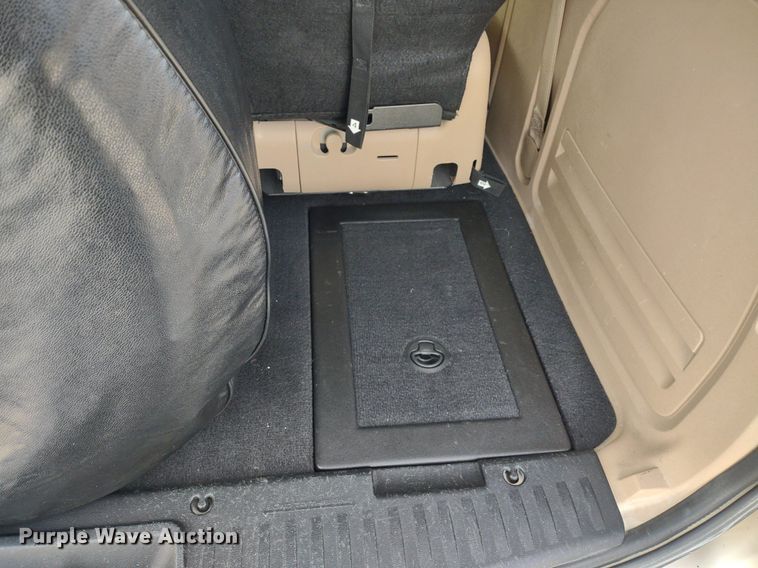 image for item LL9063 2015 Dodge Grand Caravan  handicap accessible van