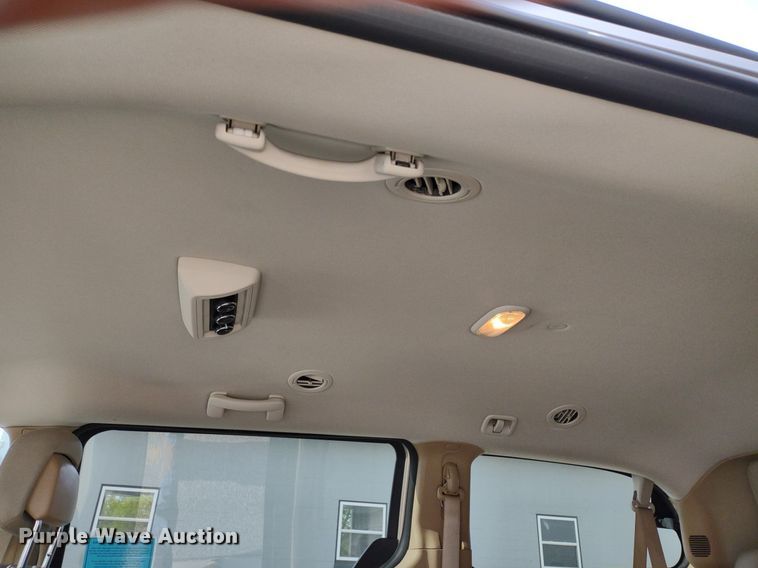 image for item LL9063 2015 Dodge Grand Caravan  handicap accessible van