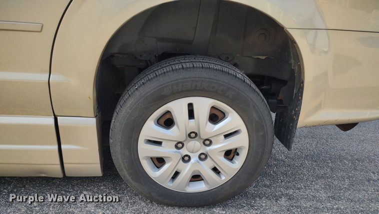 image for item LL9063 2015 Dodge Grand Caravan  handicap accessible van