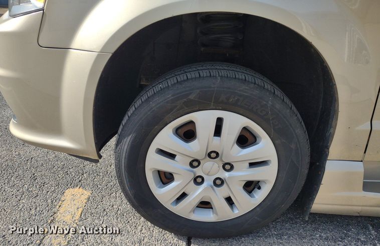image for item LL9063 2015 Dodge Grand Caravan  handicap accessible van
