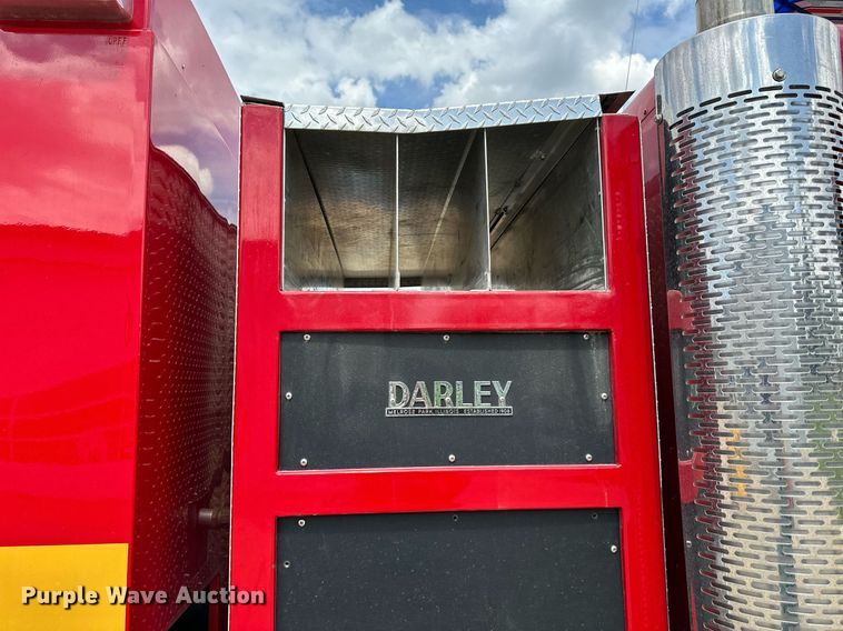 image for item LN9203 1994 Freightliner FLD120  pumper fire truck