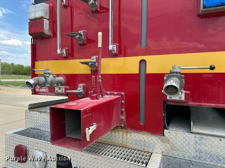 image for item LN9203 1994 Freightliner FLD120  pumper fire truck