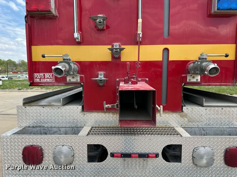 image for item LN9203 1994 Freightliner FLD120  pumper fire truck